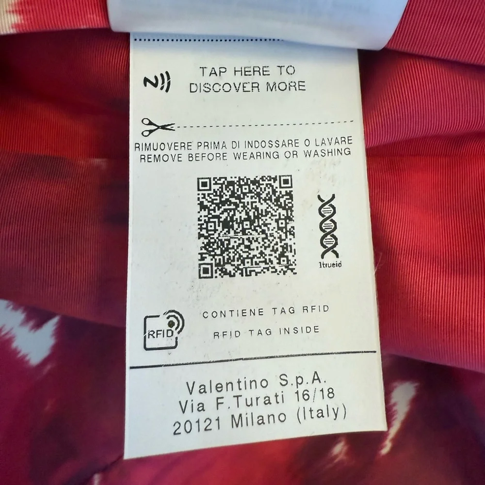 VALENTINO GARAVANI
Rose-Print Button Down Shirt Jacket It38 NWT - Picture 8 of 14